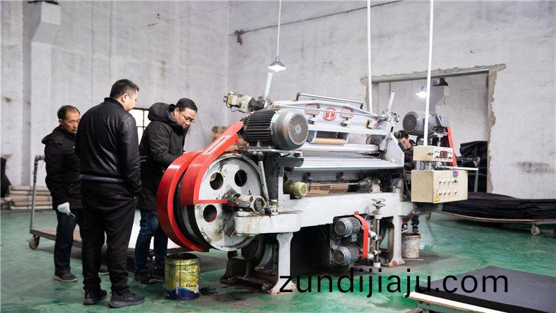 加(jia)工現(xian)場(chang)