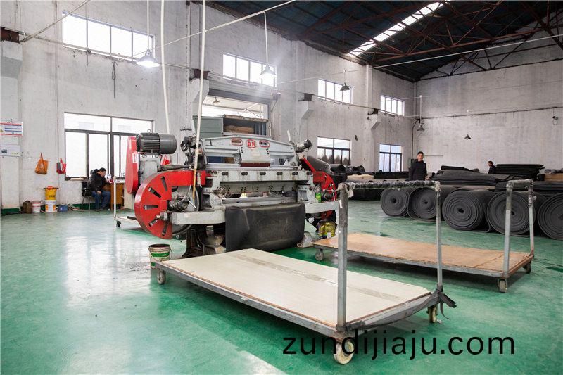 生産(chan)設(she)備(bei)